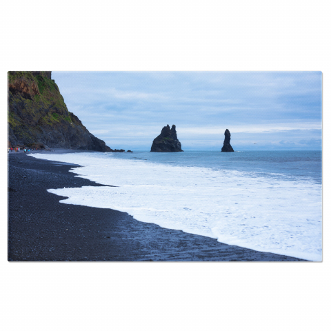 Plajă - Vedere asupra Liniilor de Coastă Negre și Valuri în Islanda – Arta Naturii, Marime 40x25CM