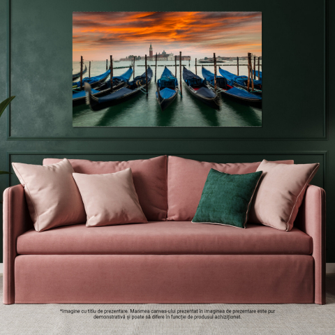 Tablou Canvas Veneția Încântătoare: Canalele și Arhitectura sa, Marime 40x25CM [3]