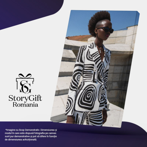 Tablou Canvas Vibrant și Versatil O Declarație de Stil a Fetei de Culoare în Mediu Urban Dinamic , Pictura Digitala 40x25CM [4]