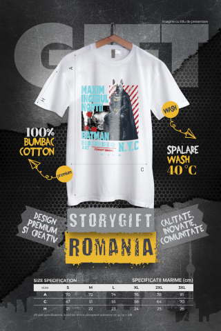 Tricou Barbati cu Animal In Costum de Batman pe Strazile din New York City, Peronalizata cu Numele si Poza Animalului Tau cu imprimeu pe Fata, 100% Bumbac, Alb, XS [3]