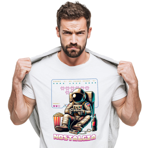 Lume Digitala - Tricou Femei, Barbati, Copii, Fata, Baiat, Unisex Personalizat Astronaut în Costum Jucându-se Jocuri Video - Cadou Personalizat „Nostalgia Relaxare Gamer” pentru Familie și Prieteni