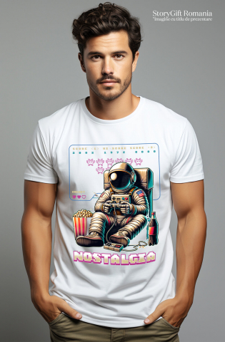 Tricou Femei, Barbati, Copii, Fata, Baiat, Unisex Personalizat Astronaut în Costum Jucându-se Jocuri Video - Cadou Personalizat „Nostalgia Relaxare Gamer” pentru Familie și Prieteni [1]