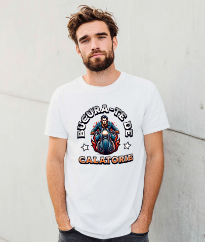 Tricou Femei, Barbati, Copii, Fata, Baiat, Unisex Personalizat Bărbat Tânăr Pe Motocicletă – Aventură, Stil și Libertate [1]