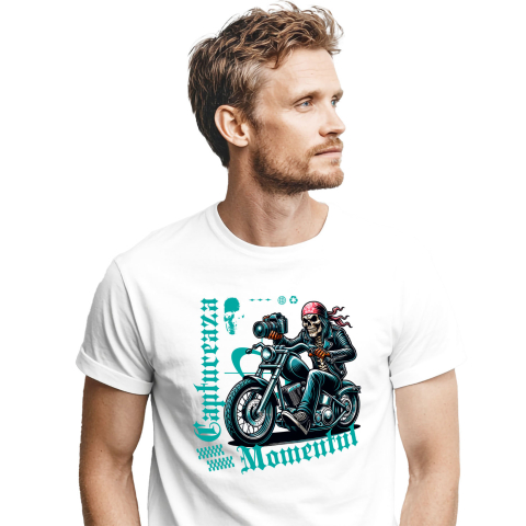 Motociclete - Tricou Femei, Barbati, Copii, Fata, Baiat, Unisex Personalizat Craniu Motociclist Cu Bandană Roșie și Aparat Foto – Design Rebel și Original