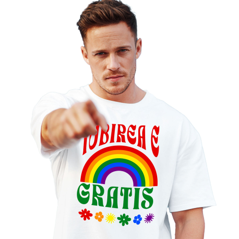 img-attr