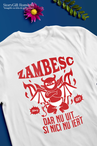 Tricou Femei, Barbati, Copii, Fata, Baiat, Unisex Personalizat Drăcușor Diavol Zâmbitor cu Text „Zâmbesc Dar Nu Uit” - Cadou Personalizat Halloween pentru Familie și Prieteni [2]