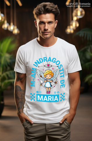 Tricou Femei, Barbati, Copii, Fata, Baiat, Unisex Personalizat Statuie Fata Copil Cu Aripi Înger – Cadou Personalizat Valentine's Day „M-am Îndrăgostit De Maria” [1]
