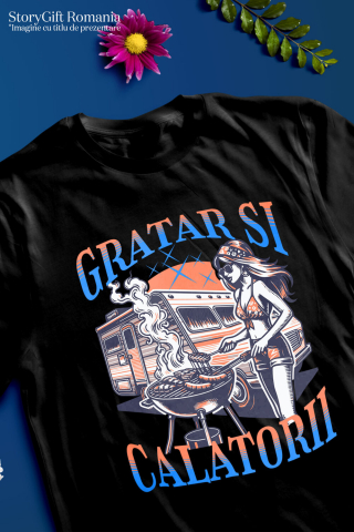 Tricou Femei, Barbati, Copii, Fata, Baiat, Unisex Personalizat "Costum de Baie Fata și Grătar la Rulota – Relaxare și Călătorii de Vară" [2]