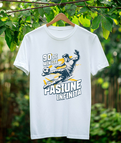 Tricou Femei, Barbati, Copii, Fata, Baiat, Unisex Personalizat Jucător Fotbal Campion – Lovitură Minge Sport Motivational „90 Minute Pasiune Infinita” [2]