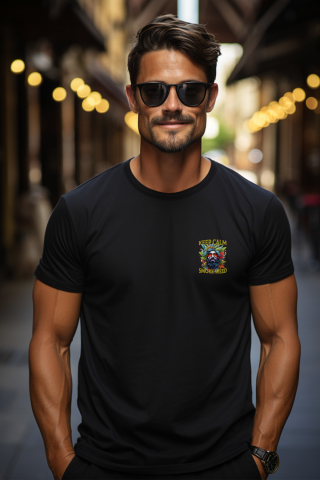 Tricou Barbati cu mesajul "Keep calm, smoke weed", stilul hippie, cultura, ilustratie, stai calm, fumeaza iarba, ochelari, frunze, plante, portret de barbat cu Maner Alb cu imprimeu pe Spate, 100% Bum [2]