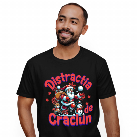 Tricou Femei, Barbati, Copii, Fata, Baiat, Unisex Personalizat Moș Crăciun Bătaie cu Bulgari – Distracția de Crăciun cu Reni și Om de Zăpadă