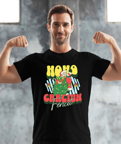 Tricou Femei, Barbati, Copii, Fata, Baiat, Unisex Personalizat Moș Crăciun cu Sac Verde și Cadouri Colorate – Cadouri Personalizate pentru Crăciun Fericit [1]