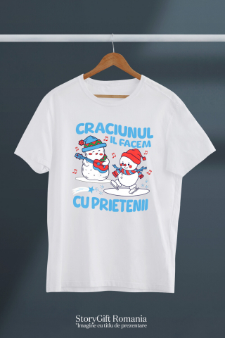 Tricou Femei, Barbati, Copii, Fata, Baiat, Unisex Personalizat Crăciun cu prietenii – Cadouri personalizate cu oameni de zăpadă, patinaj și cântăreț la chitară [2]