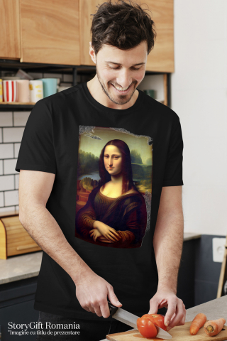 Tricou Barbati Cu Pictura Stil Gioconda, Leonardo da Vinci, Mona Lisa, Arta Clasica,  cu imprimeu pe Fata, 100% Bumbac, Negru, S [2]
