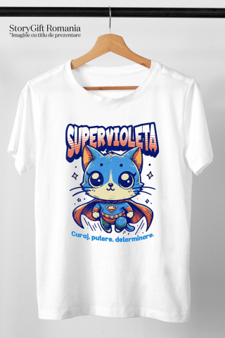 Tricou Femei, Barbati, Copii, Fata, Baiat, Unisex Personalizat Pisica Albastră În Costum De Super Erou – Cadou Personalizat „SuperVioleta Curaj Putere Determinare” [2]