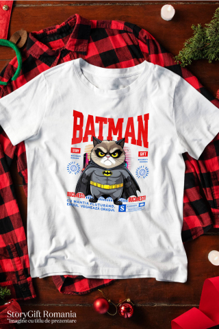 Tricou Femei, Barbati, Copii, Fata, Baiat, Unisex Personalizat Pisica Morocănoasă în Costum de Batman – Un Supererou Amuzant pentru Iubitorii de Animale [2]