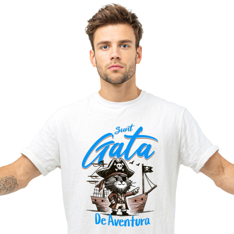 Tricou Femei, Barbati, Copii, Fata, Baiat, Unisex Personalizat "Pisica Pirat cu Pălărie și Corabie - Cadou Aventuros pentru Copii"