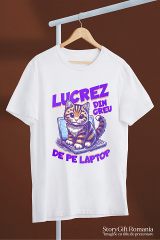 Tricou Femei, Barbati, Copii, Fata, Baiat, Unisex Personalizat Pisică Veselă pe Laptop – Work From Home cu Animale Blănoase [2]