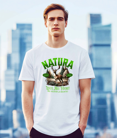 Tricou Femei, Barbati, Copii, Fata, Baiat, Unisex Personalizat "Ren cu Coarne Lungi în Pădure – Locul Meu Preferat la Munte" [1]