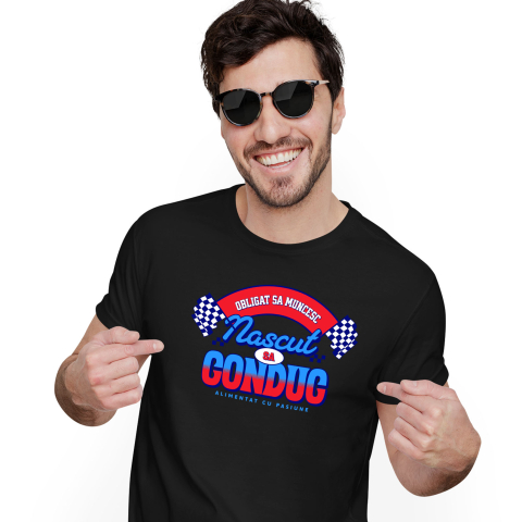 Masini - Tricou Femei, Barbati, Copii, Fata, Baiat, Unisex Personalizat Steag Curse Ilegale – Cadou Perfect pentru Iubitorii de Mașini și Viteză