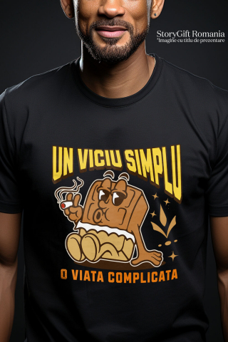 Tricou Femei, Barbati, Copii, Fata, Baiat, Unisex Personalizat Tableta de ciocolată personalizată „Un viciu simplu, o viață complicată” – Cadou pentru iubitorii de ciocolată [1]