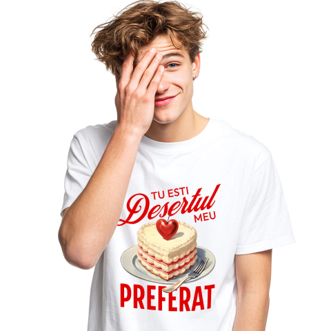 Tricou Femei, Barbati, Copii, Fata, Baiat, Unisex Personalizat Tort Romantic Inimă Cu Mesaj Personalizat și Cireșe Roșii | Desert Perfect pentru Familie și Iubire