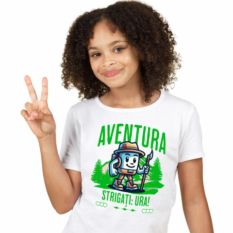 Tricou Femei, Barbati, Copii, Fata, Baiat, Unisex Personalizat "Cadou Personalizat Aventura Strigă Ura – Călător în Pădure și Munți pentru Copii și Familii Aventuroase" [1]