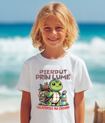 Tricou Femei, Barbati, Copii, Fata, Baiat, Unisex Personalizat "Broasca Țestoasă cu Rucsac și Apă – Călătoriile Mă Cheamă – Cadou Perfect pentru Aventuri în Natură" [3]