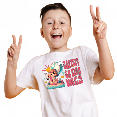 Tricou Femei, Barbati, Copii, Fata, Baiat, Unisex Personalizat Fată pe Colac Flamingo în Mare – Cadou Personalizat pentru Copii și Familie [1]