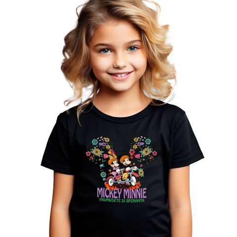 Desene Animate - Tricou Copii cu Mickey Mouse si Minnie mergand Veseli pe Scuter 100% Bumbac, Negru, 12 Ani