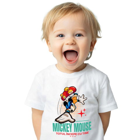 Desene Animate - Tricou Copii cu Mickey pe skateboard in actiune 100% Bumbac, Alb, 10 Ani