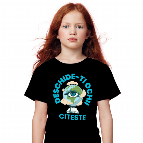 Tricou Femei, Barbati, Copii, Fata, Baiat, Unisex Personalizat "Produse educaționale personalizate – Pământ Tera cu ochi gene lungi și carte deschisă" [1]