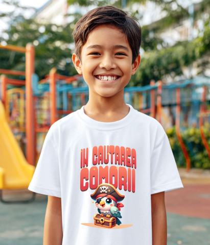 Tricou Femei, Barbati, Copii, Fata, Baiat, Unisex Personalizat „Papagal Pirat Colorat Cu Pălărie Și Cufăr De Comori – Cadou Personalizat „În Căutarea Comorii”” [3]