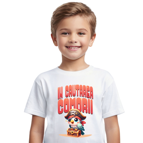 Tricou Femei, Barbati, Copii, Fata, Baiat, Unisex Personalizat „Papagal Pirat Colorat Cu Pălărie Și Cufăr De Comori – Cadou Personalizat „În Căutarea Comorii”” [1]