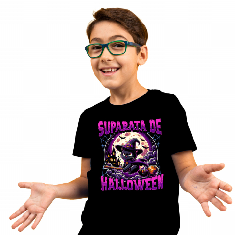 Tricou Femei, Barbati, Copii, Fata, Baiat, Unisex Personalizat Pisica pe Mătura cu Pălărie de Vrăjitoare pentru Halloween | Pisică Supărată de Halloween