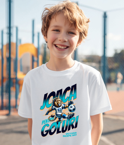 Tricou Femei, Barbati, Copii, Fata, Baiat, Unisex Personalizat Regele Leu Jucător Fotbal – Uniformă Albastră și Lovitură Minge Motivatională [2]