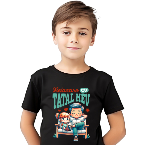 Tata - Tricou Femei, Barbati, Copii, Fata, Baiat, Unisex Personalizat Tata și Fiica Pe Bancă „Cu Tatal Meu” – Cadou Personalizat Familie și Relaxare