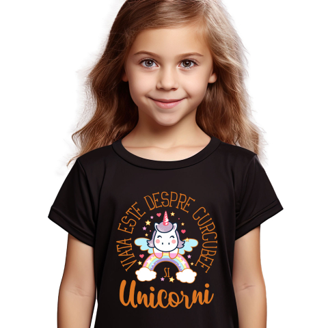 Copii - Tricou Femei, Barbati, Copii, Fata, Baiat, Unisex Personalizat Unicorn pe Curcubeu Multicolor – Cadou Personalizat pentru Copii și Familie