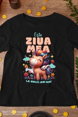 Tricou Femei, Barbati, Copii, Fata, Baiat, Unisex Personalizat Unicorn Vesel cu Flori – Cadou Personalizat pentru Aniversări și Copii [2]