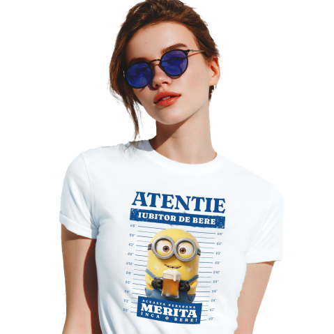 img-attr