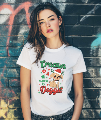 Tricou Femei, Barbati, Copii, Fata, Baiat, Unisex Personalizat Câine cu Căciulă de Crăciun - Crăciun Alături de Doggie [1]