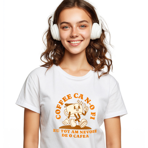 Tricou Femei, Barbati, Copii, Fata, Baiat, Unisex Personalizat „Cana de Cafea Veselă cu Mesaj Amuzant - „Coffee ca N-o Fi Eu Tot Am Nevoie De O Cafea” Cadou Personalizat pentru Iubitorii de Cafea”