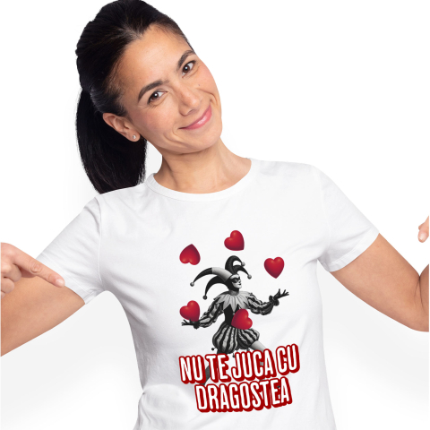 Tricou Femei, Barbati, Copii, Fata, Baiat, Unisex Personalizat Clovn Jonglând cu Inimi „Nu te Juca cu Dragostea Mea” – Cadou Personalizat de Valentine's Day