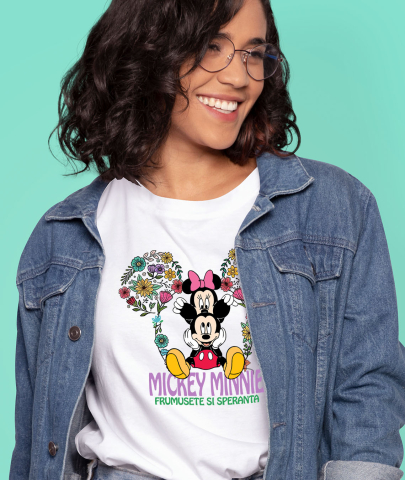 Tricou Femei cu Distractie si Joaca cu Mickey Mouse si Minnie 100% Bumbac, Alb, M [1]