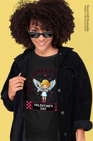 Tricou Femei, Barbati, Copii, Fata, Baiat, Unisex Personalizat „Fată Înger Cu Aripi Albe Și Săgeți - Cadou Personalizat „Țintă Direct În Inimă” pentru Familie, Copii și Prieteni de Valentine's Day” [1]