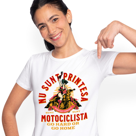 Motociclete - Tricou Femei, Barbati, Copii, Fata, Baiat, Unisex Personalizat Femeie Motociclistă Haios – Pasiune și Aventură Pe Două Roți