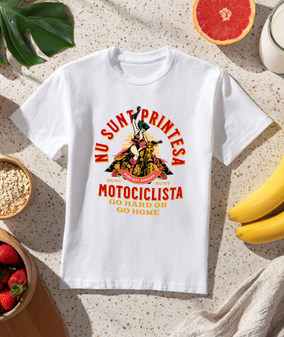 Tricou Femei, Barbati, Copii, Fata, Baiat, Unisex Personalizat Femeie Motociclistă Haios – Pasiune și Aventură Pe Două Roți [2]