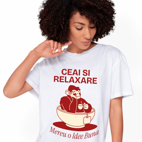Tricou Femei, Barbati, Copii, Fata, Baiat, Unisex Personalizat „Gorila în Cană de Ceai – Relaxare și Distracție cu Plic de Ceai”