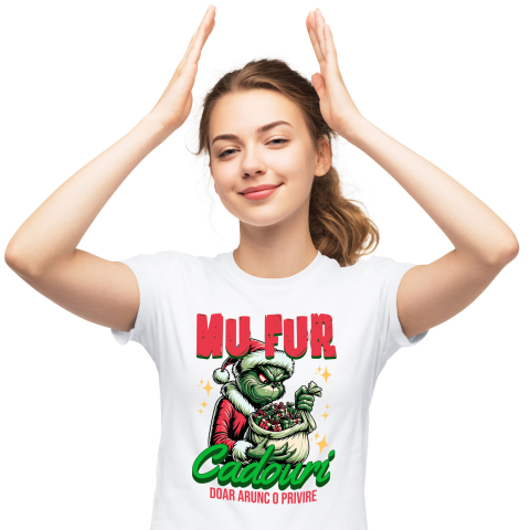 Tricou Femei, Barbati, Copii, Fata, Baiat, Unisex Personalizat Grinch în Costum de Moș Crăciun cu Sac de Cadouri – „Doar Arunc o Privire” pentru un Crăciun Amuzant