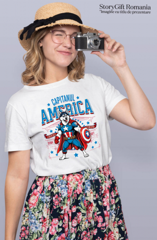 Tricou Femei, Barbati, Copii, Fata, Baiat, Unisex Personalizat Husky Siberian în Costum Captain America cu Pelerină - Cadou Personalizat pentru Copii și Iubitorii de Câini [1]